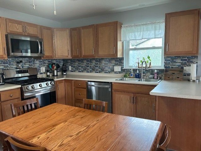 1210 Concord Dr, Hopewell Twp, PA 15001