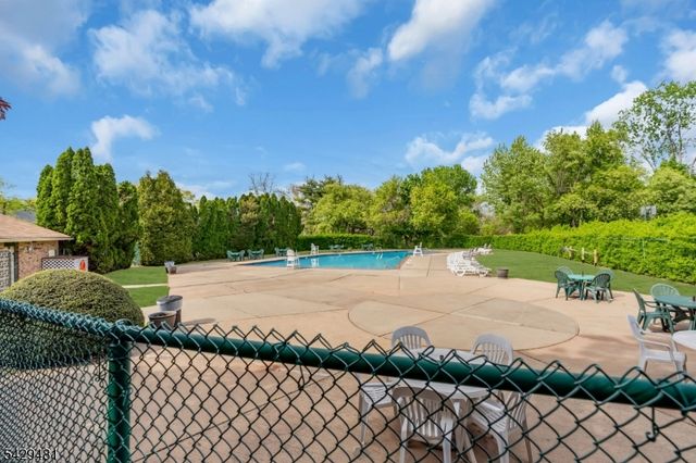 527 Andria Ave 223, Hillsborough Twp., NJ 08844