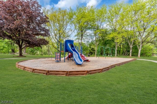 527 Andria Ave 223, Hillsborough Twp., NJ 08844