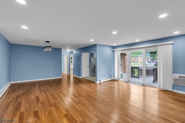 527 Andria Ave 223, Hillsborough Twp., NJ 08844