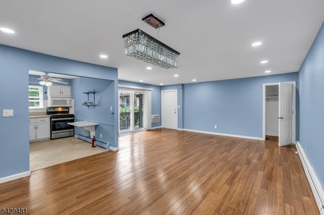 527 Andria Ave 223, Hillsborough Twp., NJ 08844