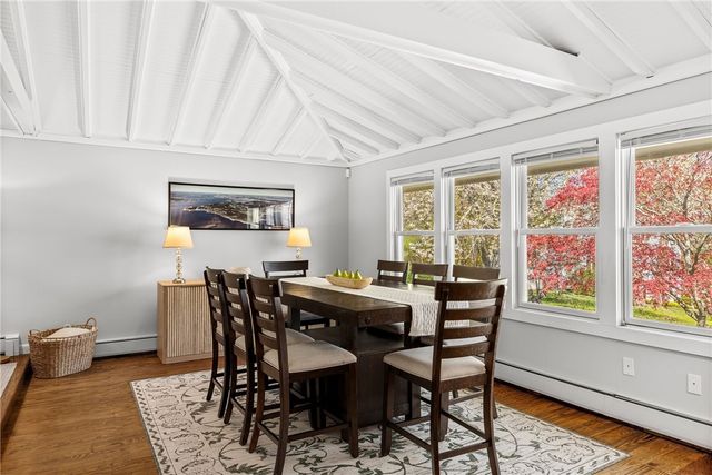7 Cowsill Lane 1, Newport, RI 02840