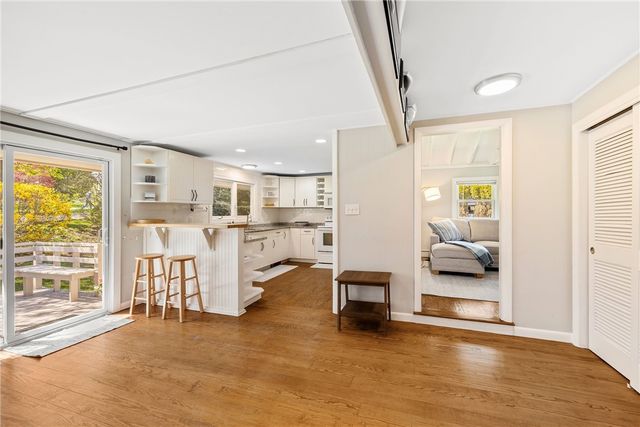 7 Cowsill Lane 1, Newport, RI 02840