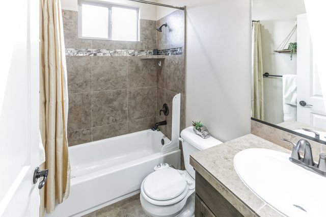 533 N CREEK RIDGE CIR, Washington, UT 84780