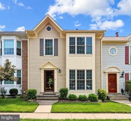 5250 STONEY BRANCH CT, Centreville, VA 20120