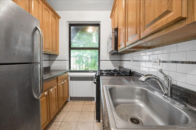 3015 Riverdale Avenue 5B, Bronx, NY 10463