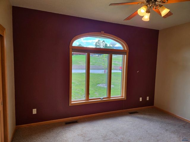 4920 ENCHANTED PINES DR, Rapid City, SD 57701