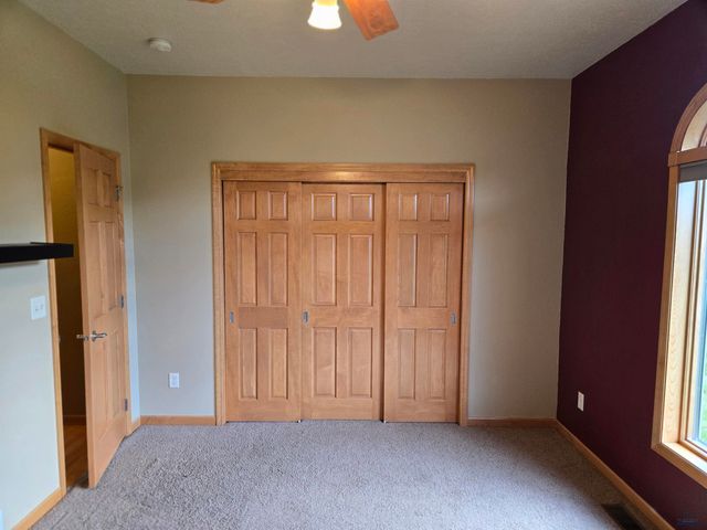 4920 ENCHANTED PINES DR, Rapid City, SD 57701