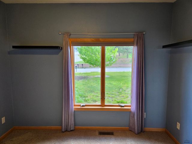 4920 ENCHANTED PINES DR, Rapid City, SD 57701