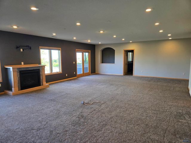 4920 ENCHANTED PINES DR, Rapid City, SD 57701
