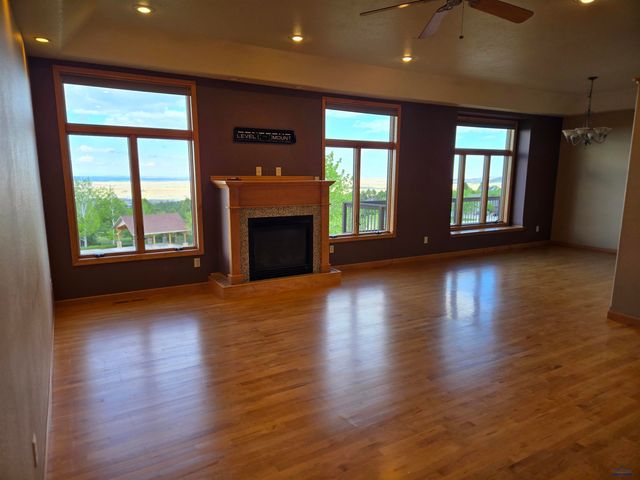 4920 ENCHANTED PINES DR, Rapid City, SD 57701