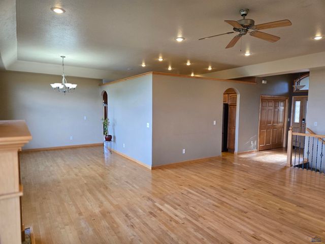 4920 ENCHANTED PINES DR, Rapid City, SD 57701