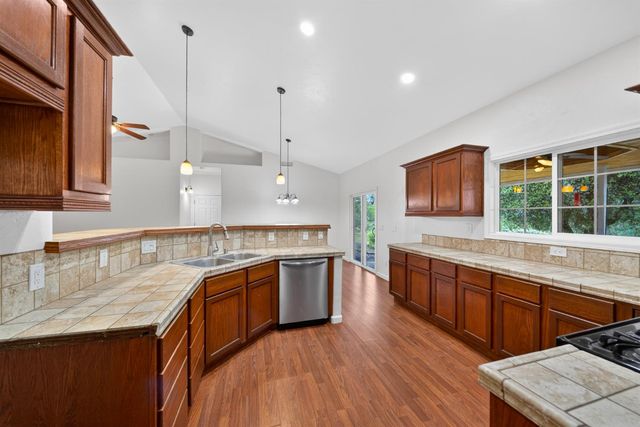 42160 Titan Court, Coarsegold, CA 93614