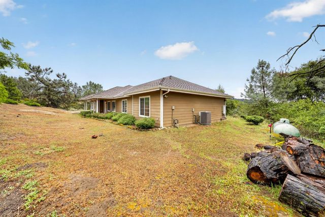 42160 Titan Court, Coarsegold, CA 93614