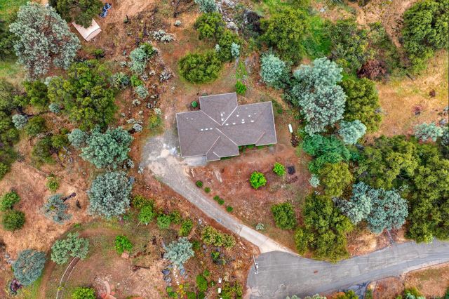 42160 Titan Court, Coarsegold, CA 93614