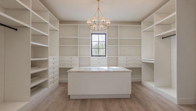 1929 Potomac Drive, Houston, TX 77057