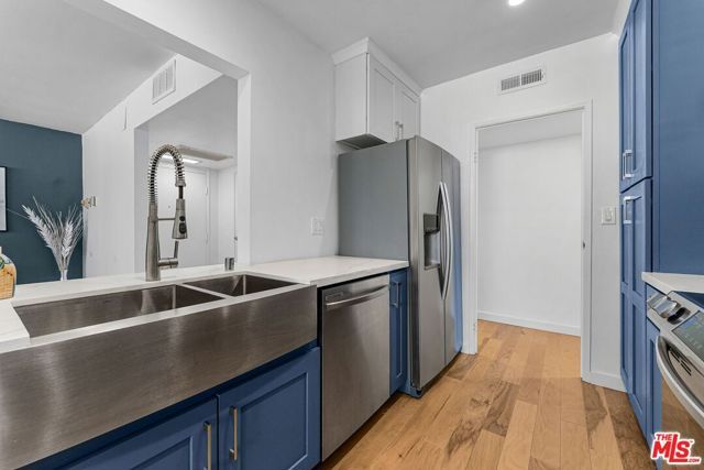 540 Kelton Avenue 501, Los Angeles, CA 90024
