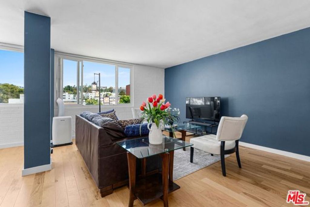 540 Kelton Avenue 501, Los Angeles, CA 90024