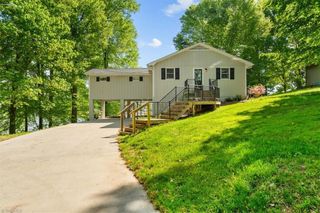 330 Hillview Drive, Lexington, NC 27292