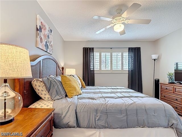 150 TURTLE LAKE CT 309, Naples, FL 34105