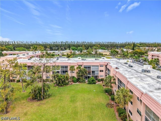 150 TURTLE LAKE CT 309, Naples, FL 34105