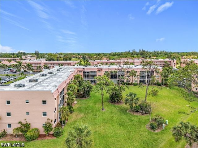 150 TURTLE LAKE CT 309, Naples, FL 34105