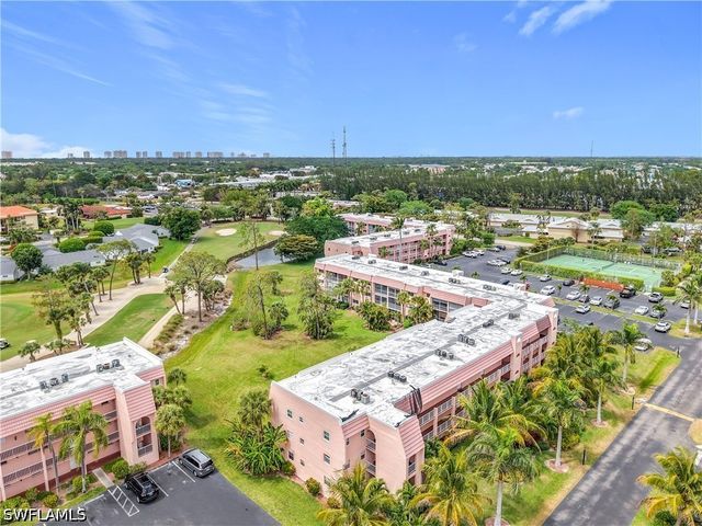 150 TURTLE LAKE CT 309, Naples, FL 34105