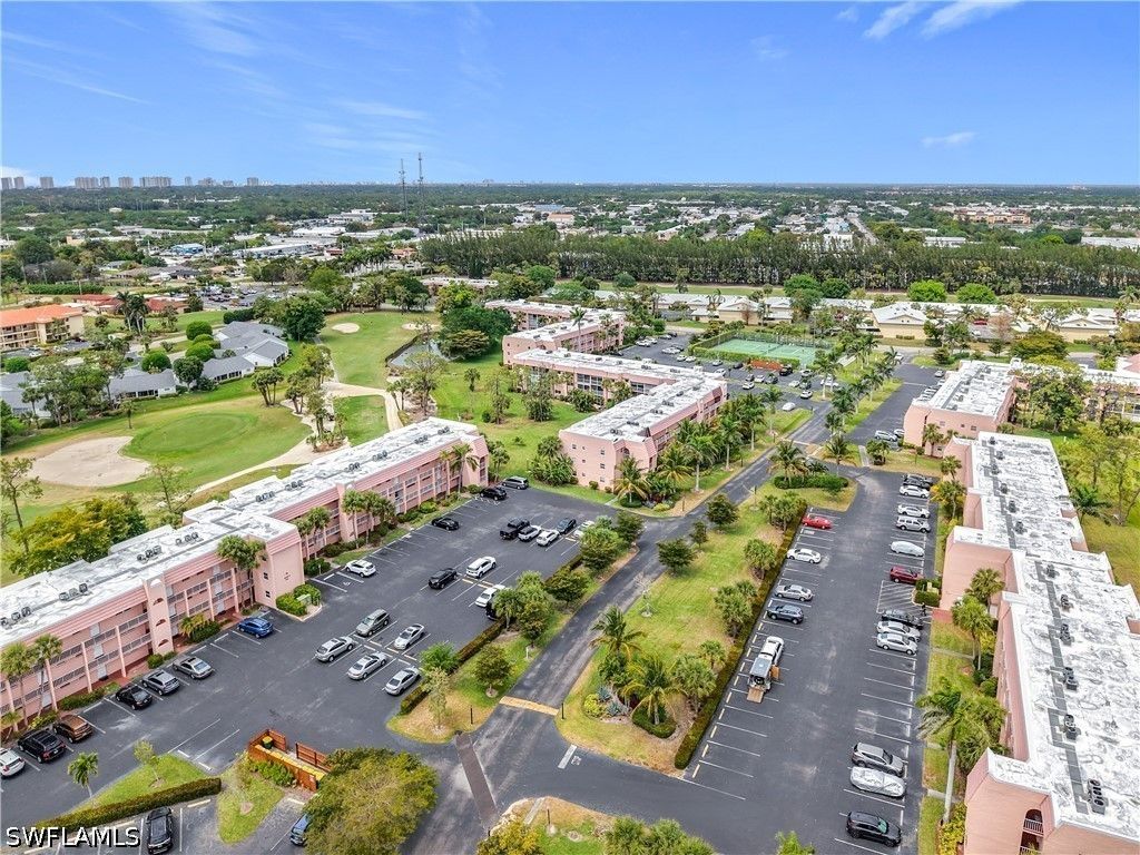 150 TURTLE LAKE CT 309, Naples, FL 34105