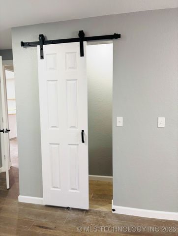 110 N 65th West Avenue, Sand Springs, OK 74127