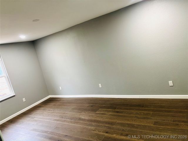 110 N 65th West Avenue, Sand Springs, OK 74127