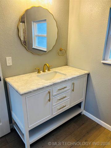 110 N 65th West Avenue, Sand Springs, OK 74127