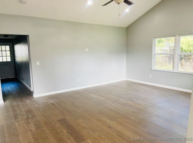 110 N 65th West Avenue, Sand Springs, OK 74127