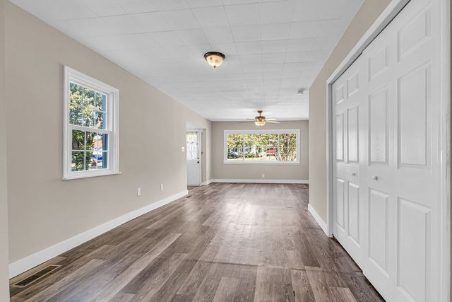 3033 Louise Dr, Nashville, TN 37211