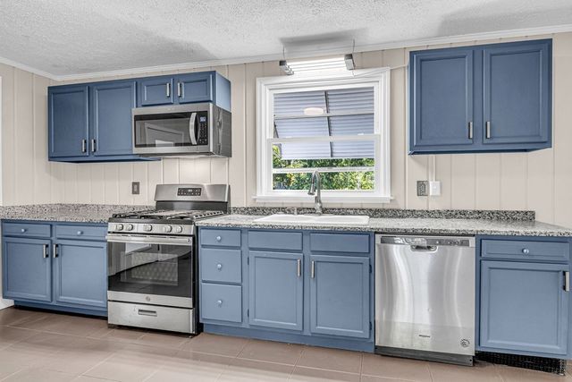 3033 Louise Dr, Nashville, TN 37211