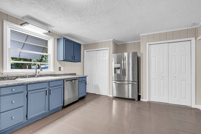 3033 Louise Dr, Nashville, TN 37211