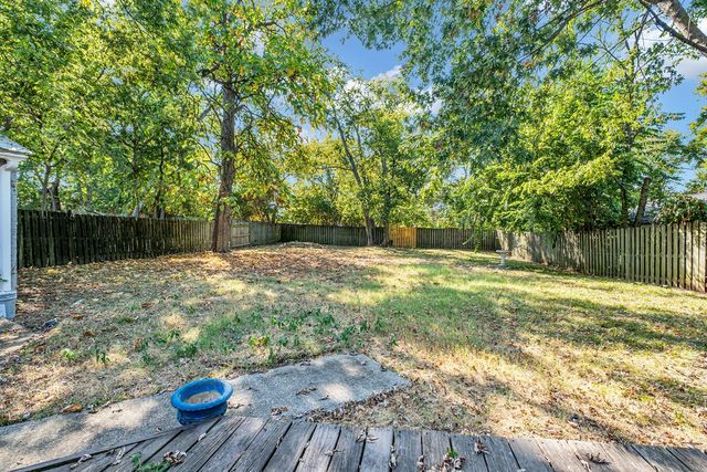 3033 Louise Dr, Nashville, TN 37211