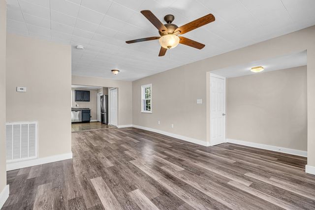 3033 Louise Dr, Nashville, TN 37211