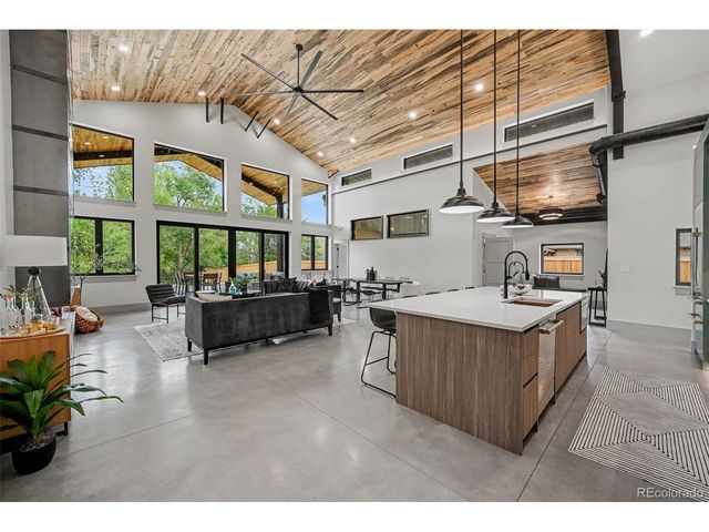 1131 Urban St, Lakewood, CO 80401