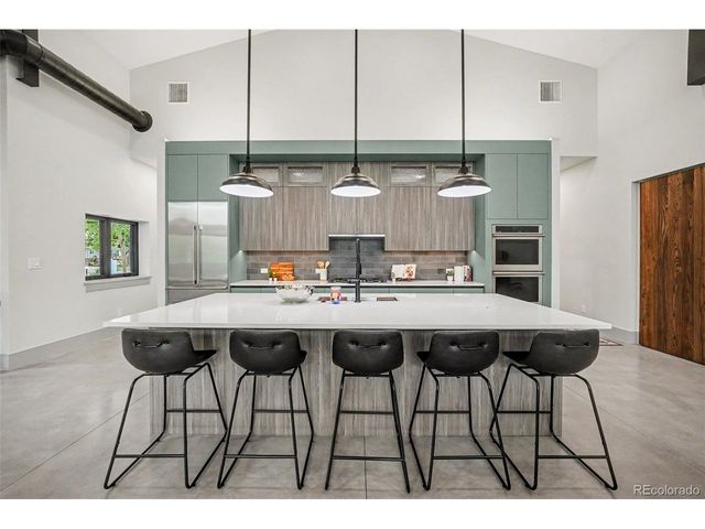1131 Urban St, Lakewood, CO 80401