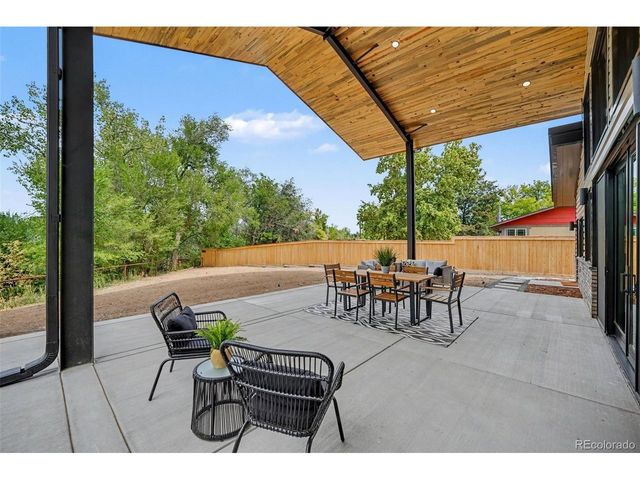 1131 Urban St, Lakewood, CO 80401