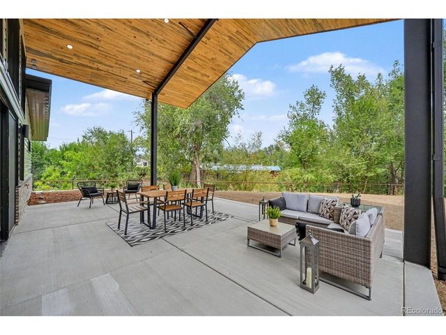 1131 Urban St, Lakewood, CO 80401