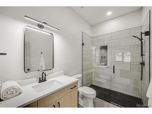 1131 Urban St, Lakewood, CO 80401