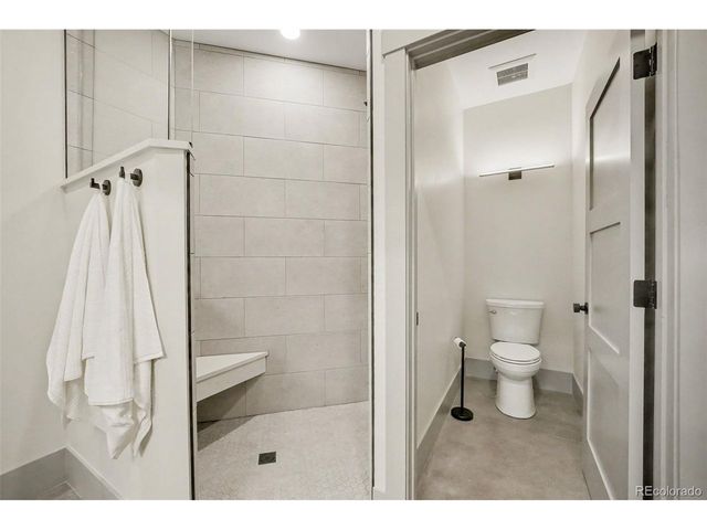 1131 Urban St, Lakewood, CO 80401