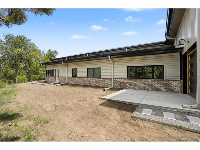 1131 Urban St, Lakewood, CO 80401