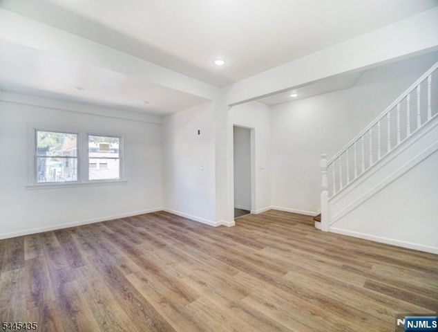 94 Washington Avenue, Irvington, NJ 07111