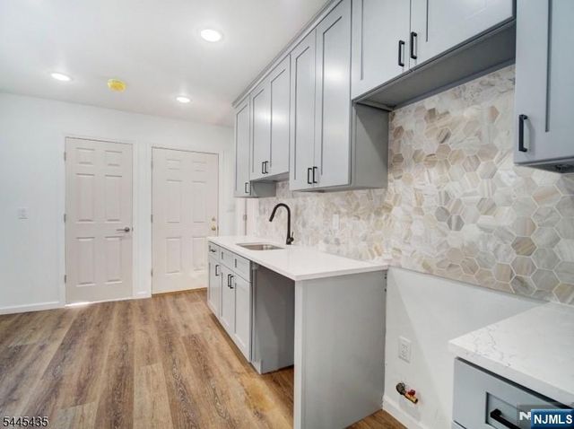 94 Washington Avenue, Irvington, NJ 07111