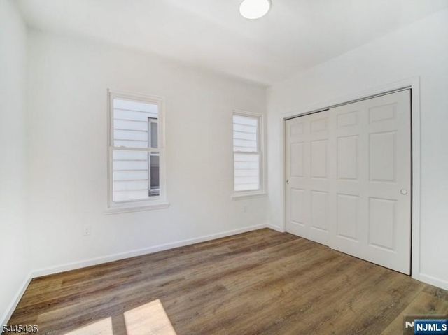 94 Washington Avenue, Irvington, NJ 07111