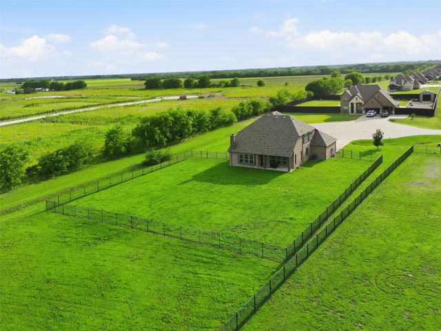 3131 Yucca Circle, Blue Ridge, TX 75424