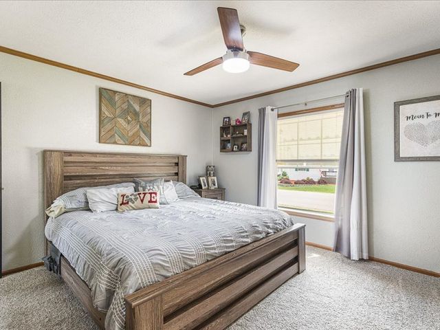 8686 Dutch Elm Court, Roscoe, IL 61073