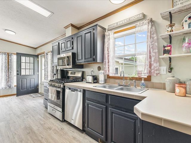 8686 Dutch Elm Court, Roscoe, IL 61073
